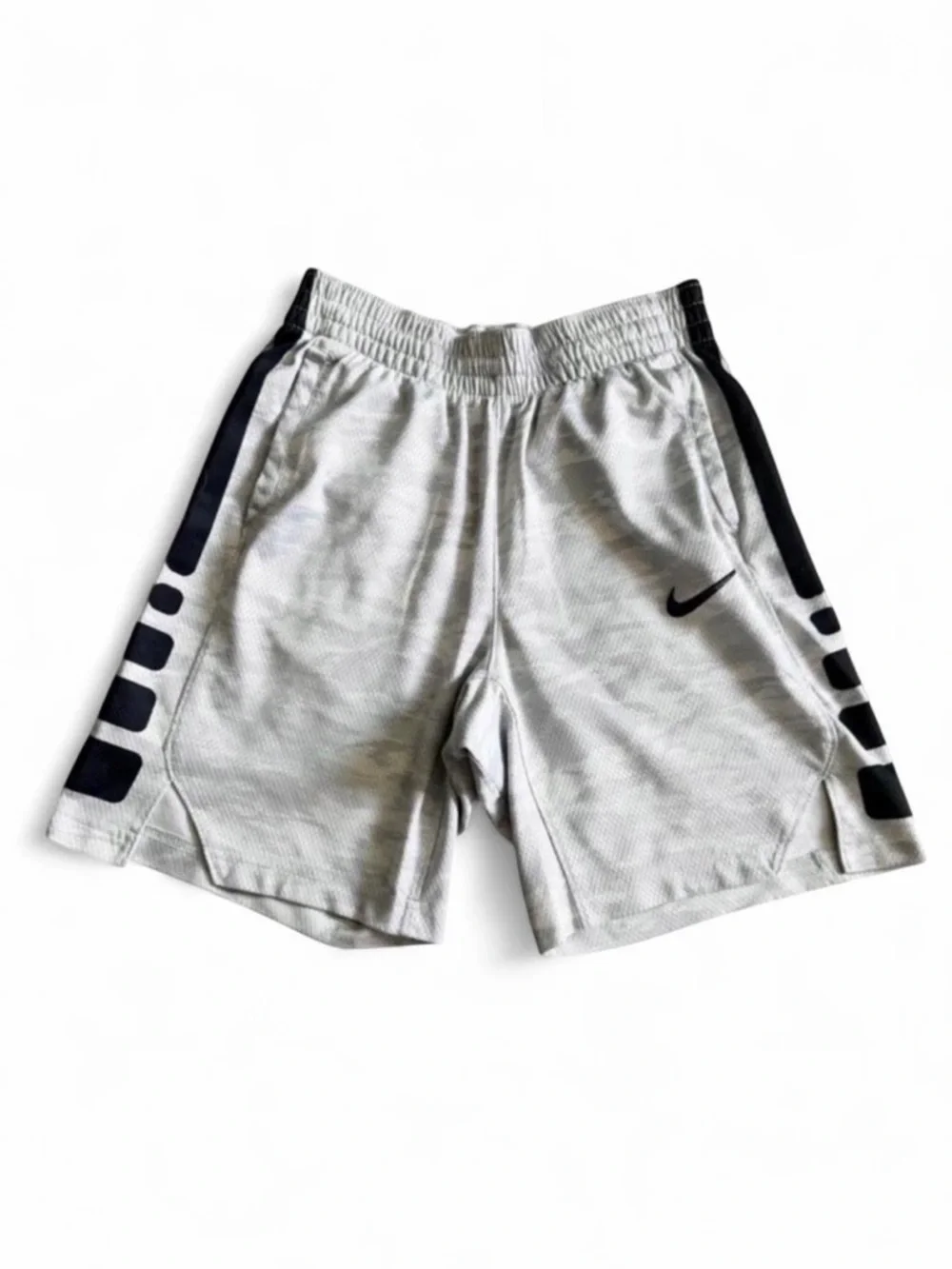 Nike Elite Boys Dri-FIT Basketball Shorts Grey Camo M